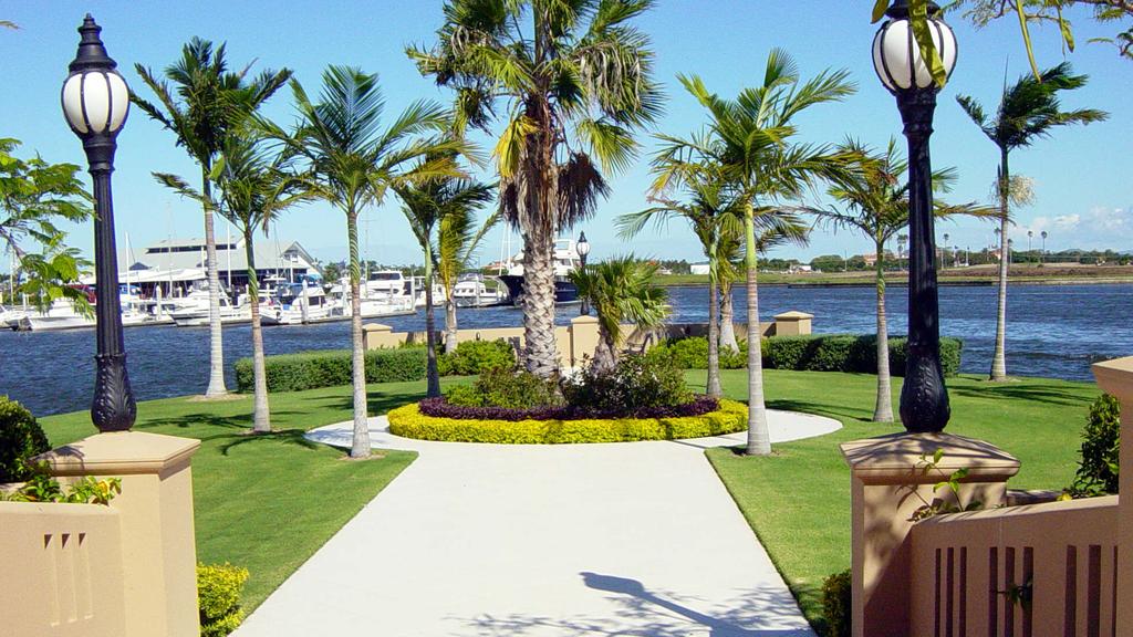 HOPE ISLAND: 1525 Riverdale Drive, Hope Island resort.  Supplied pic.  - Real estate