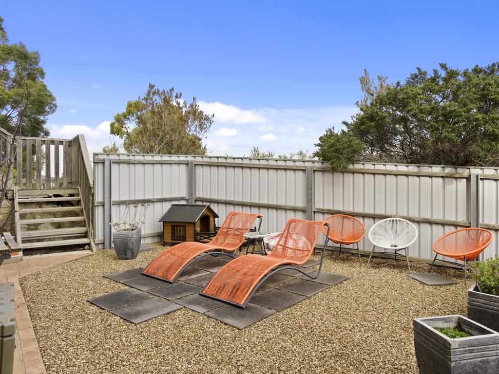 8 Bellemont Court, Geilston Bay. PRD.