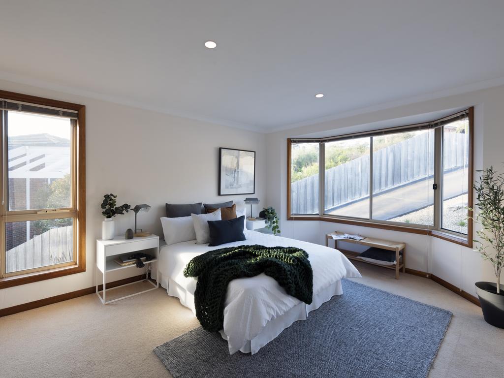 30 Avoca Street, Lindisfarne. St Andrews.