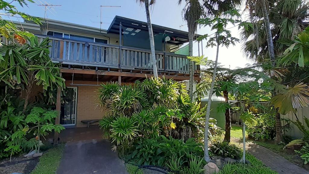 Supplied Editorial Elyse Knowles buys 41 Cowper Street, Byron Bay, NSW 2481