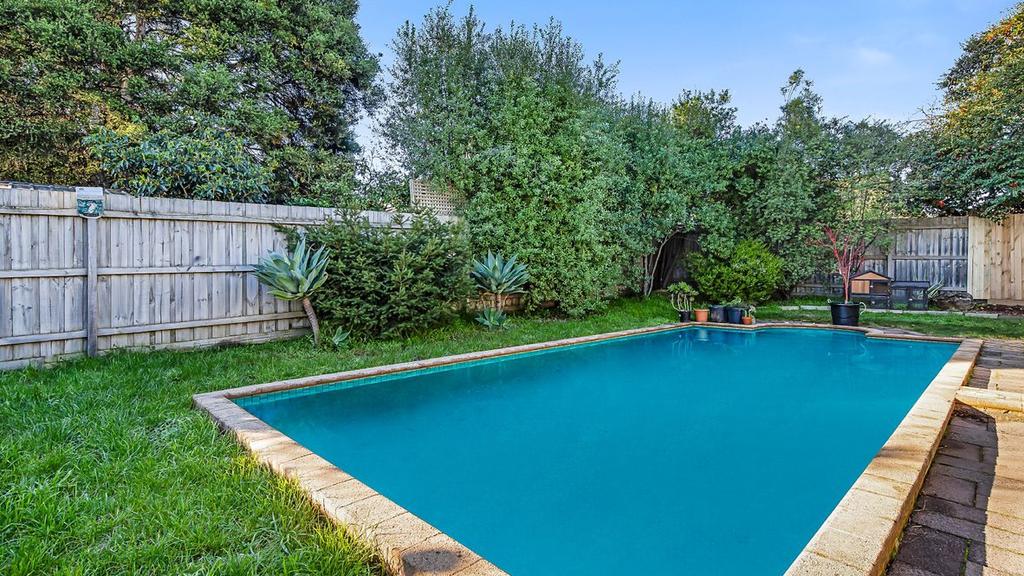 757 Ferntree Gully Road, Wheelers Hill - for herald sun real estate