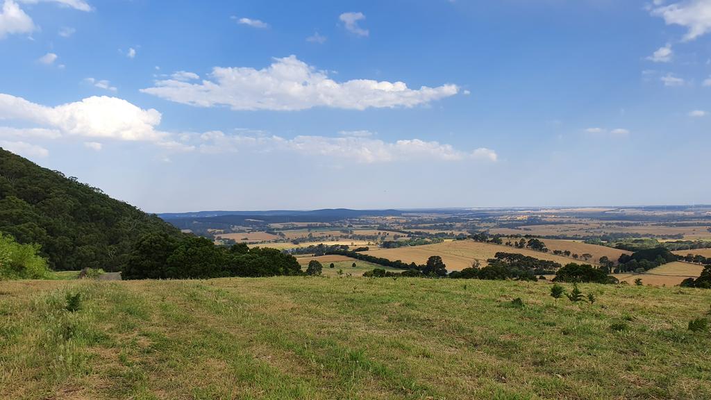 67 Yendon No. 2 Road, Buninyong - for herald sun real estate