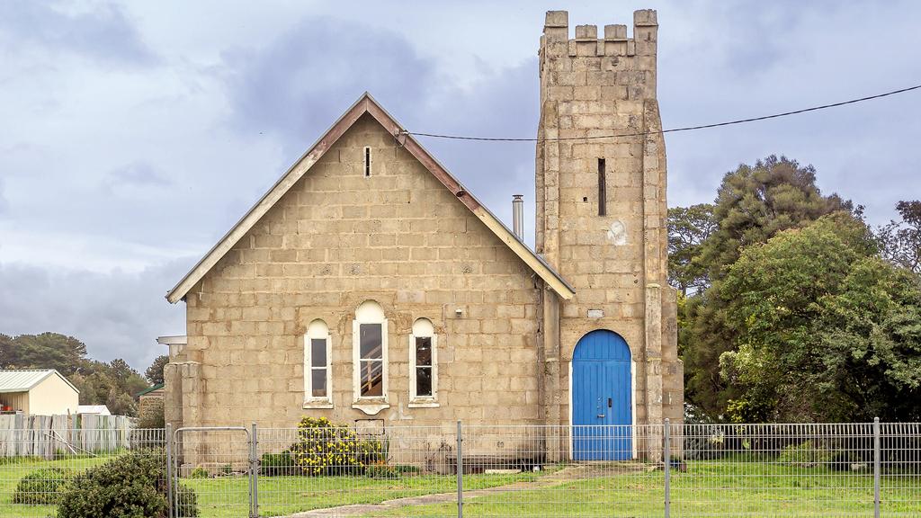 791 Linton-Carngham Road, Snake Valley - for herald sun real estate