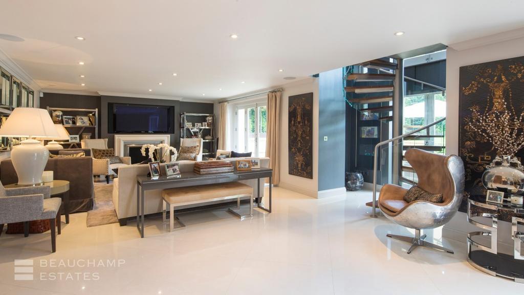 Rihanna’s eight-bed London pad on sale. Picture: