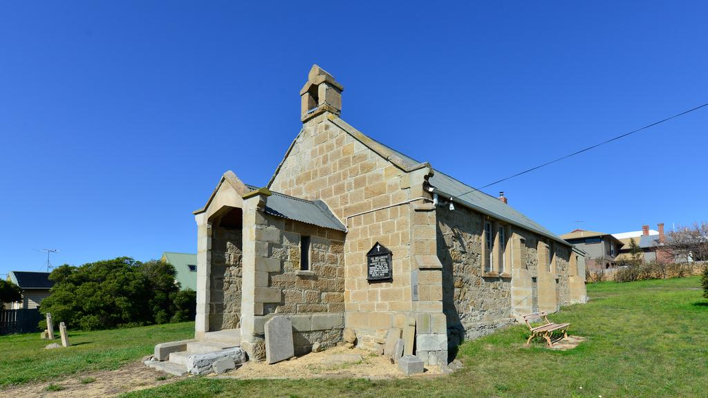 31 Queen Street, Bellerive. Roberts.