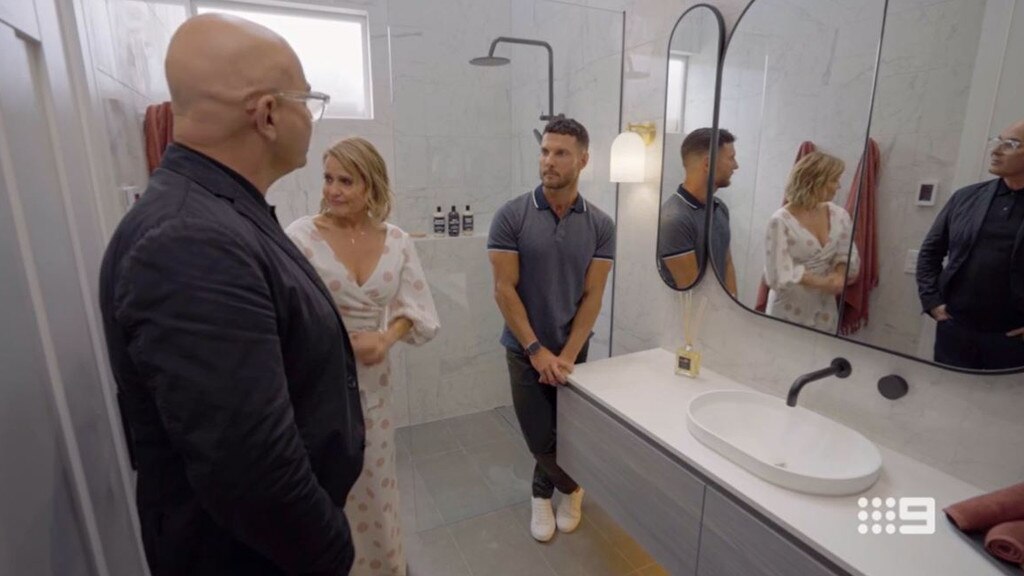 The judges are underwhelmed by Daniel and Jade's bathroom